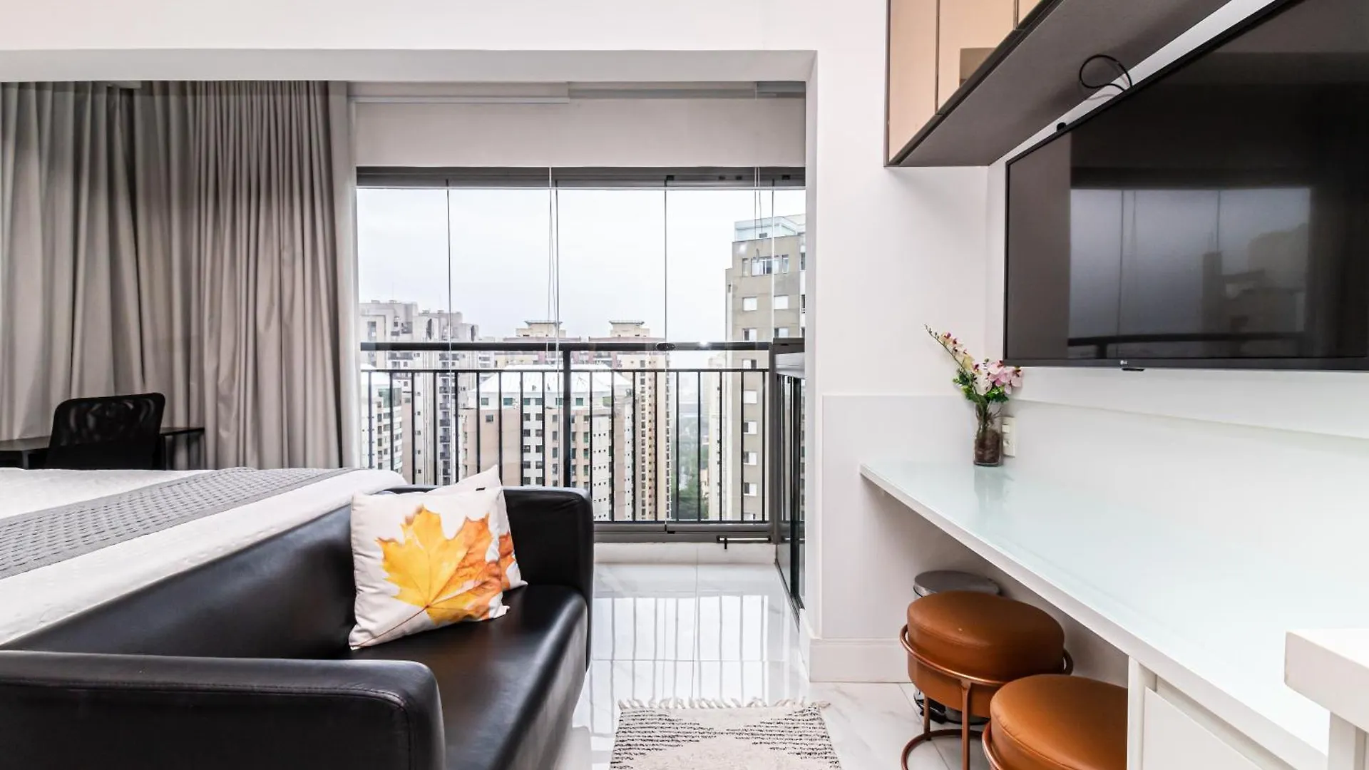 Apartamento Studio De Luxo Mobiliado Moema São Paulo